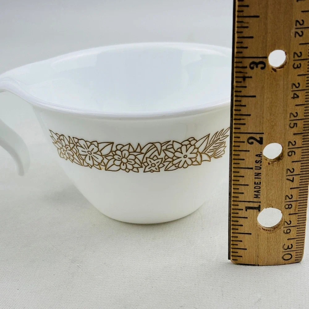 Corelle Woodland Brown Creamer 6 oz Ounce Vintage Glass White Floral‎